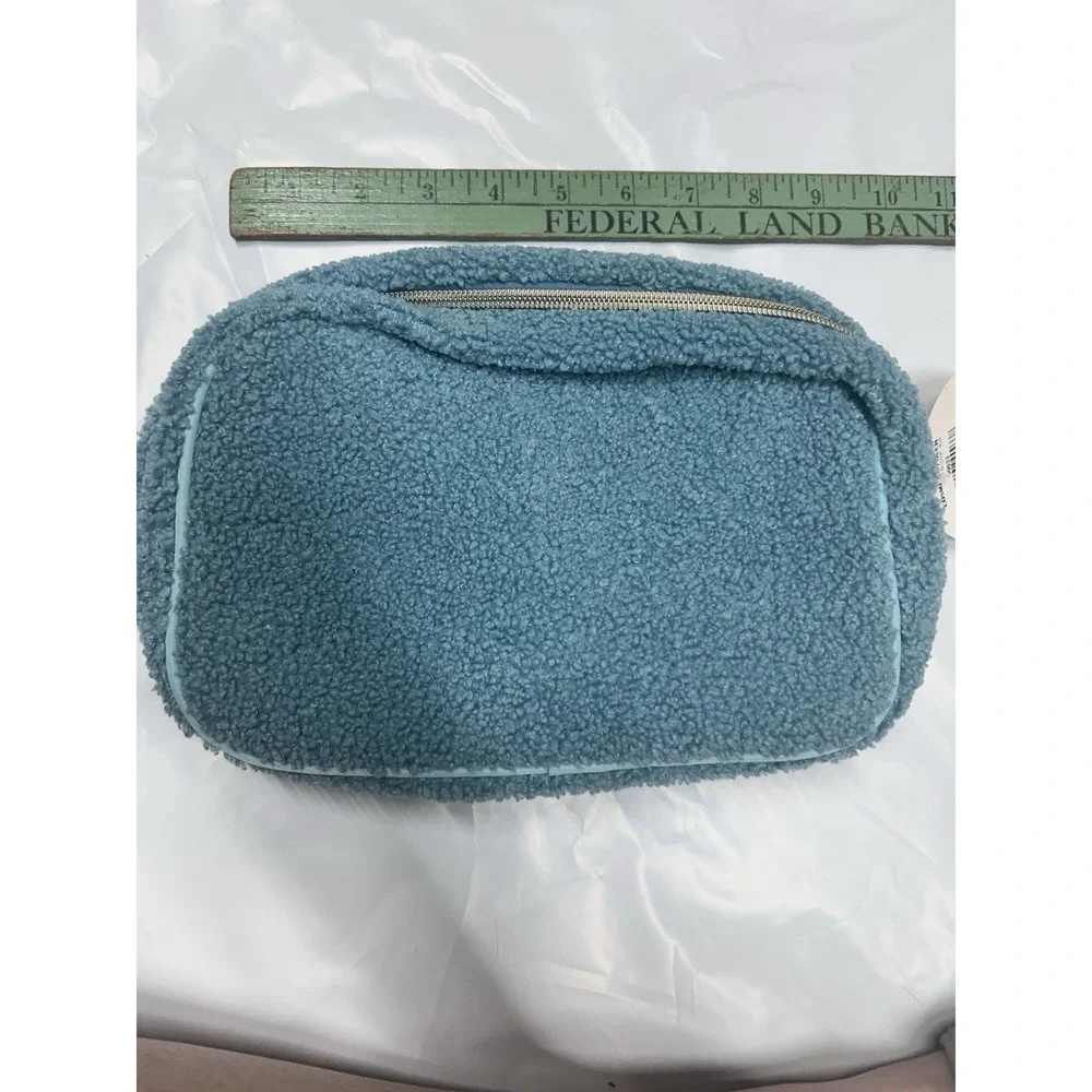 Blue Sherpa Makeup Bag 11 in x 5 in Zipper Pouch with 